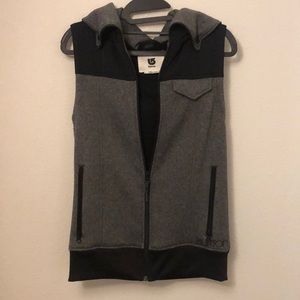 Burton WB Starr vest Black and gray